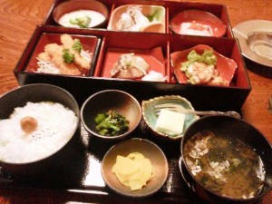 2013120516230000